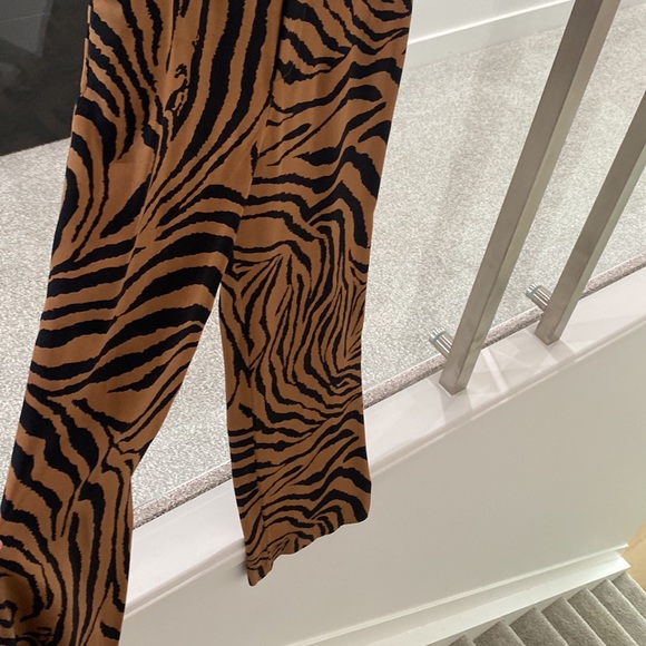 Zara Zebra wide leg pant - Picture 2 of 5